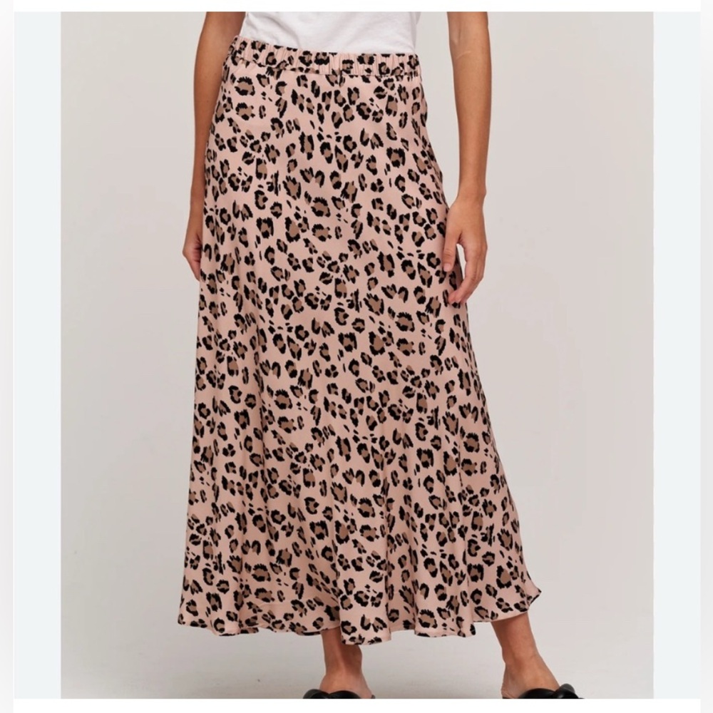 Flowy Blush Pink Leopard Print Lightweight Maxi Skirt Size Small by Philosophy